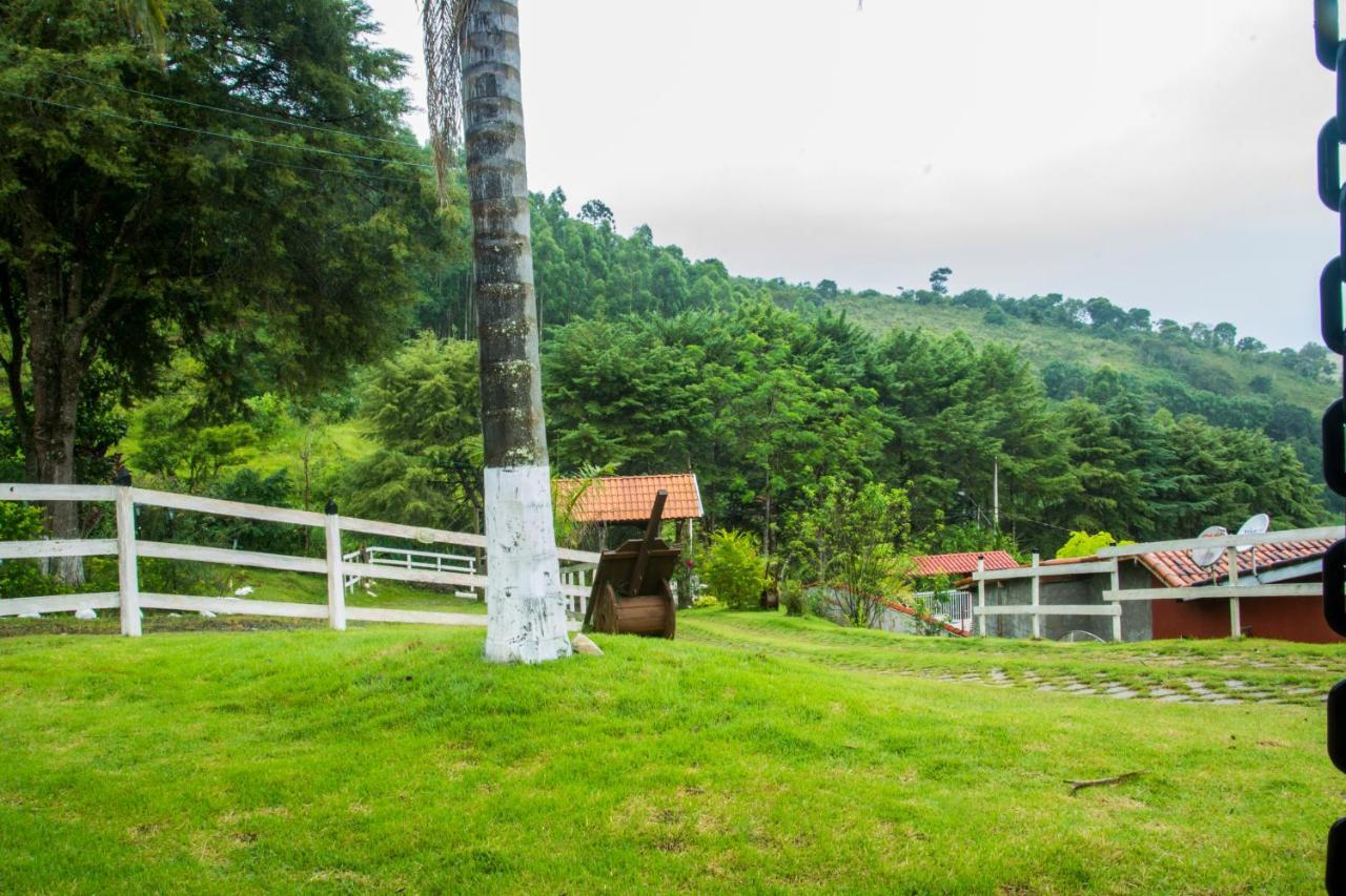 Cantinho Na Roca Villa ซานโต อังตัวนิโอ โด ปิงญัล ภายนอก รูปภาพ
